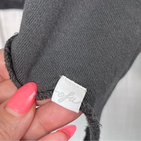 Urban Outfitters Out From Under Grey Pullover Notch Neck Sweatshirt Size S - Picture 7 of 14